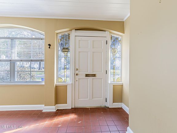 4th image of 2328 BELOTE Place