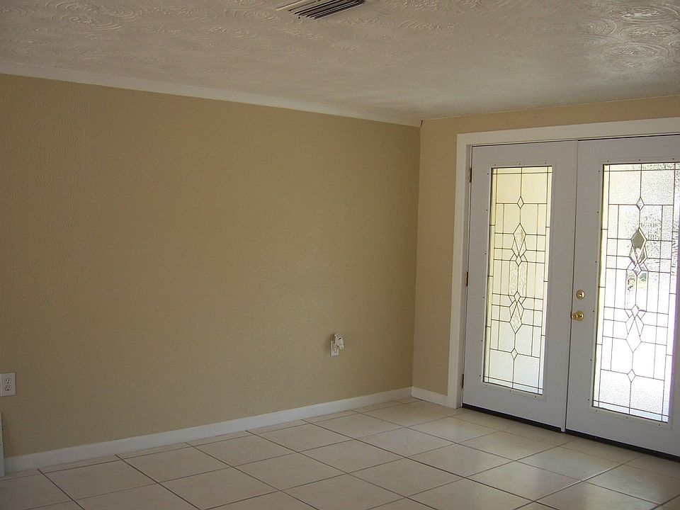 Double Front Entry