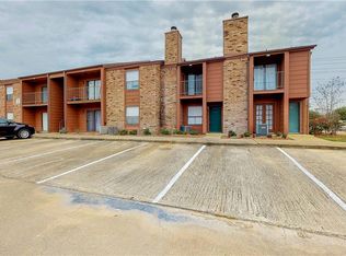 904 University Oaks Blvd APT 82, College Station, TX 77840