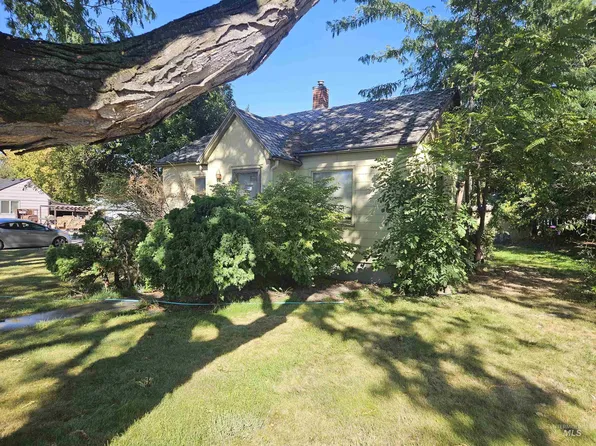 82 N Yale St, Nampa, ID 83651