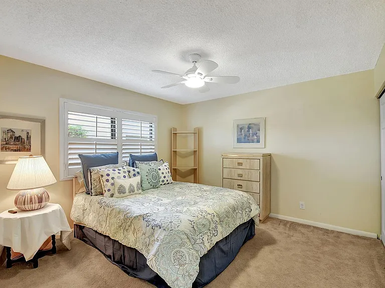 318 Oak Harbour Dr #318 — Photo 19