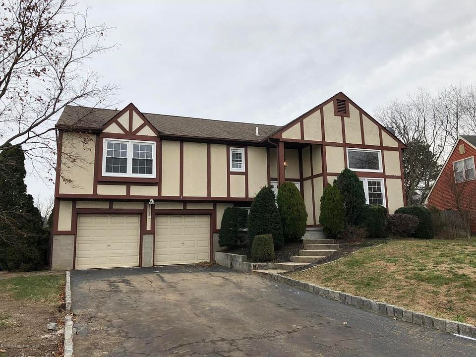 1st image of 757 Americana Ct