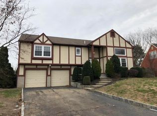 757 Americana Ct, Toms River, NJ 08753