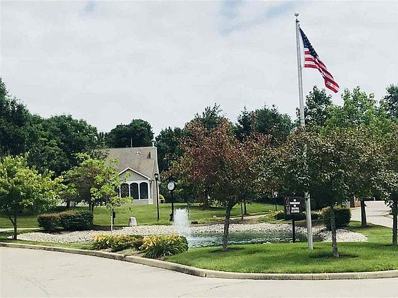 2nd image of 2255 Charleston Pl