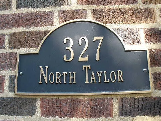 327 N Taylor Avenue — Photo 3