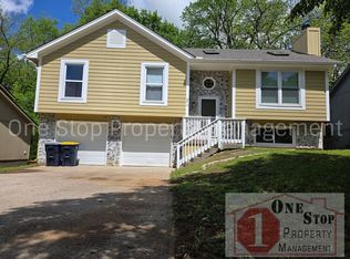 8612 NW 81st Ter, Kansas City, MO 64152