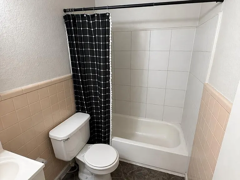 Unit Photo