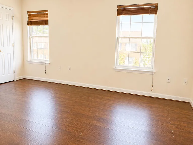 8809 Francisco Ct — Photo 13