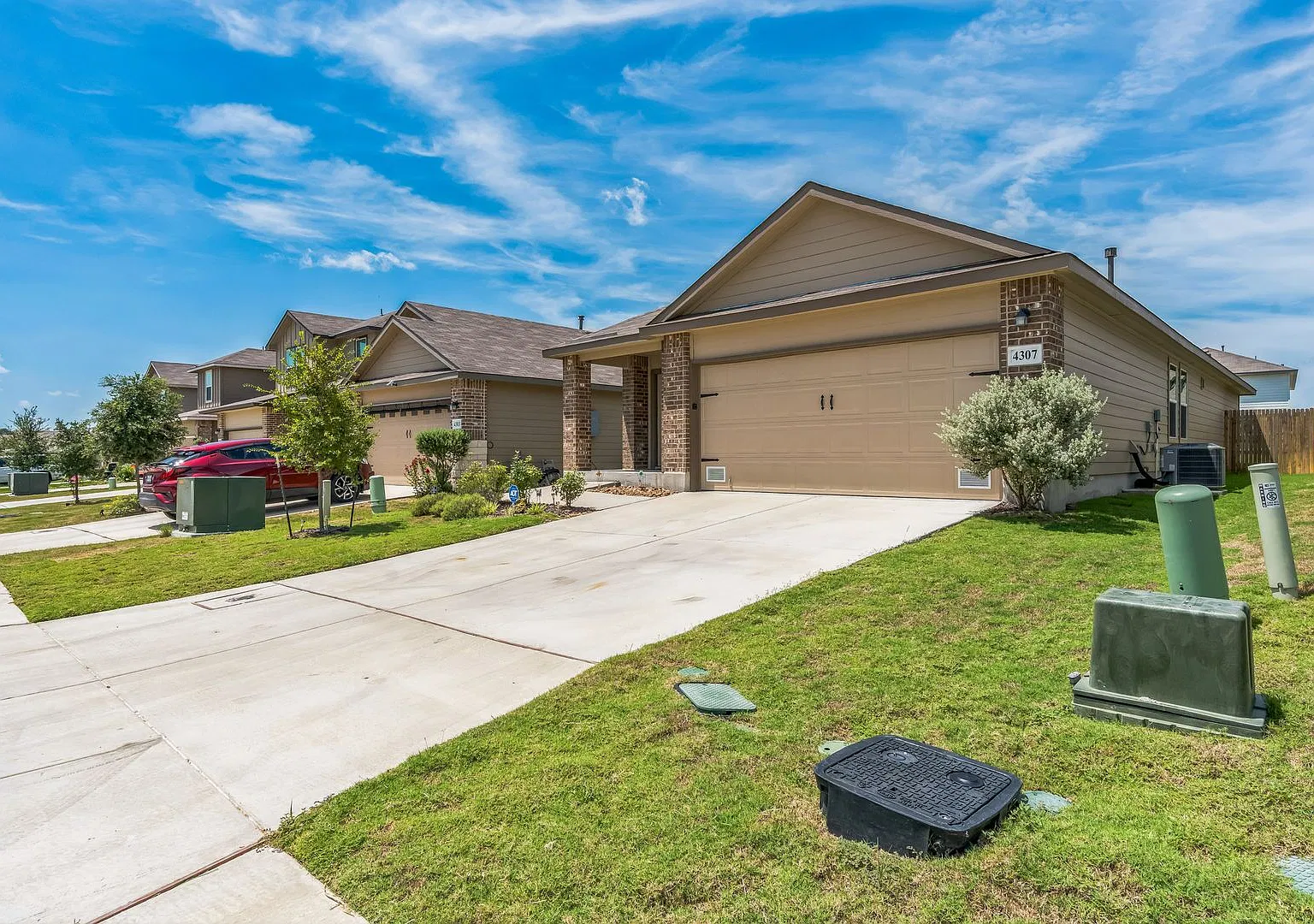2 Week Free Move-In Special! Comfort and Convenience in San Antonio 3 Bed, 2 Bath with Private Yard — Photo 2