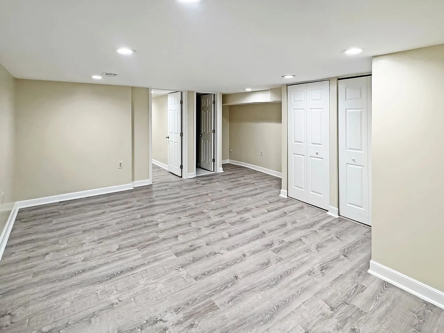 !!Beautiful 2 Bedroom 2 bath apartment!! — Photo 2