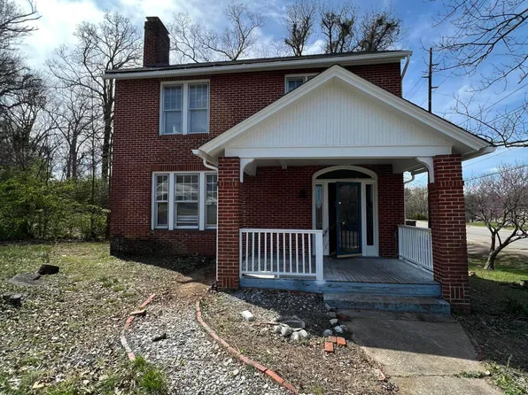 3903 Woodlawn Pike, Knoxville, TN 37920