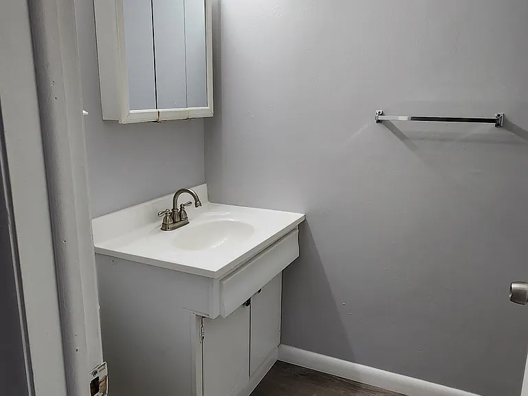 103 Denrose Dr — Photo 5