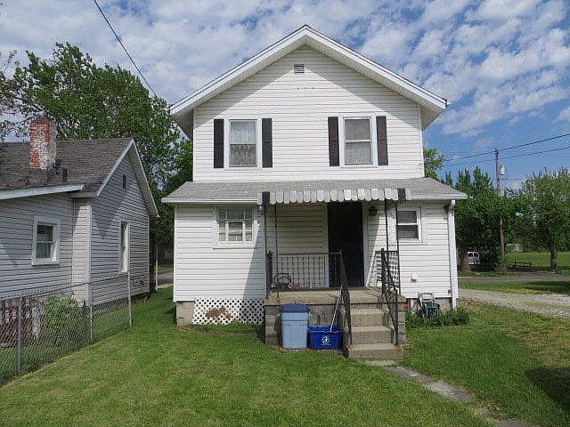 2nd image of 515 N State St