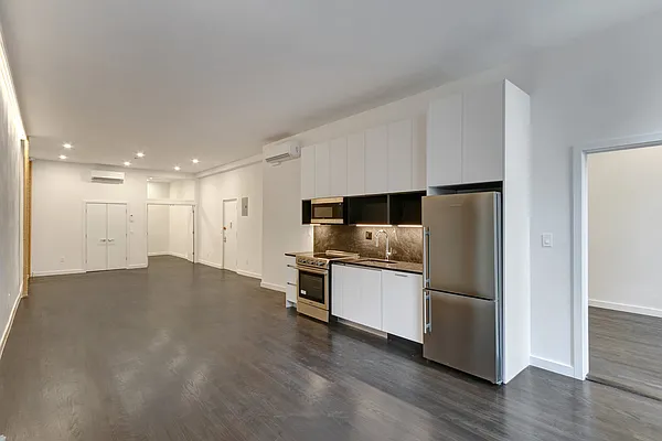 Rented by Brighton Management | media 7