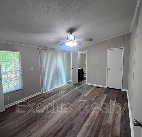 114 Kathleen Ter — Photo 29