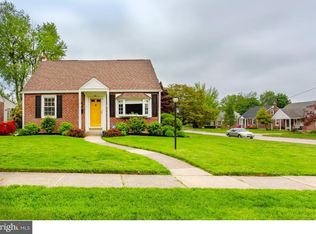 1 Wickam Rd, Ardmore, PA 19003