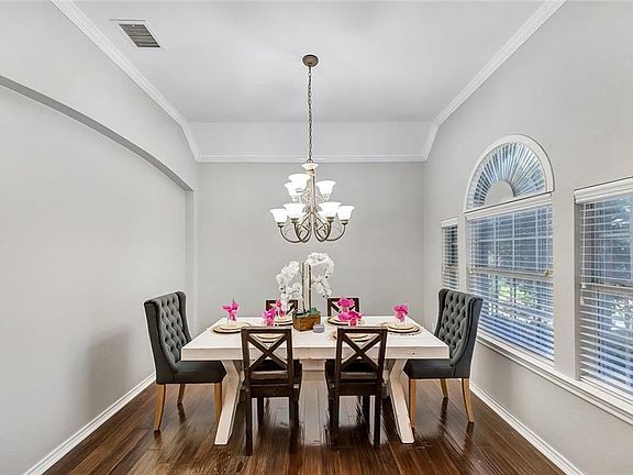 5th image of 8428 Shakespeare Ln