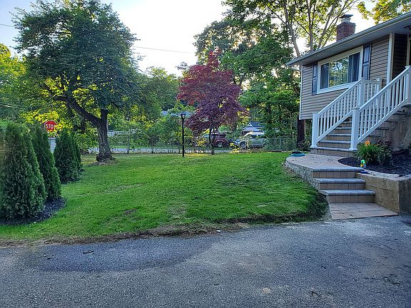 2nd image of 43 Rose Ln