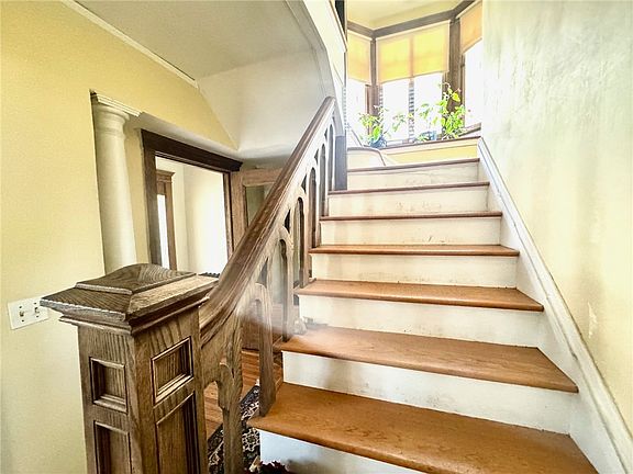 5th image of 44 Colby St