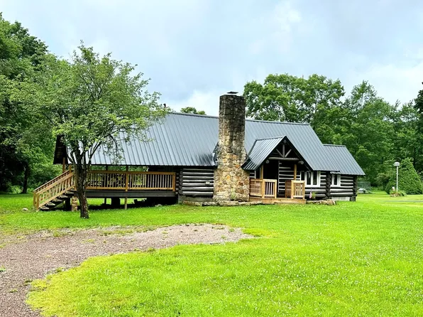111 Lafayette Trl, Ohiopyle, PA 15470