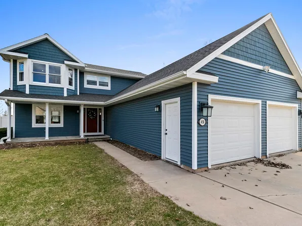 458 Nightingale Dr, Pulaski, WI 54162