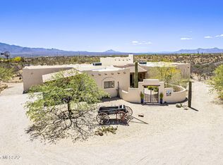 3851 W Calle Cinco, Green Valley, AZ 85622
