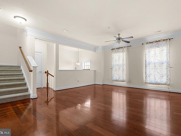 4th image of 15183 Lancashire Dr #353