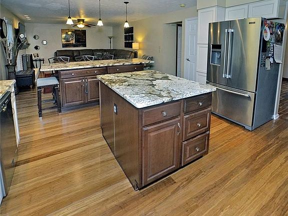 4th image of 5005 Pioneer Ct