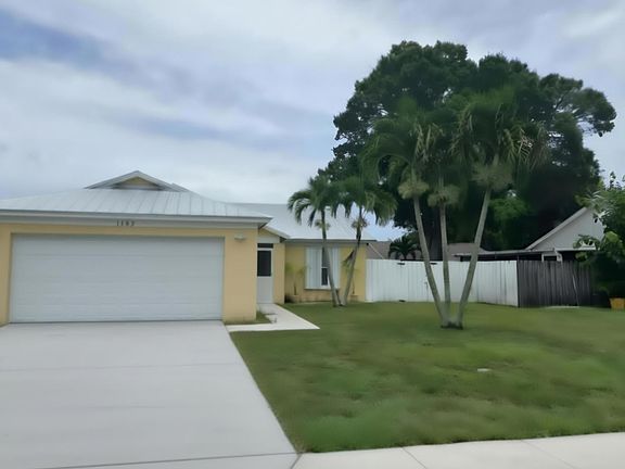 3rd image of 1402 Denlow Lane