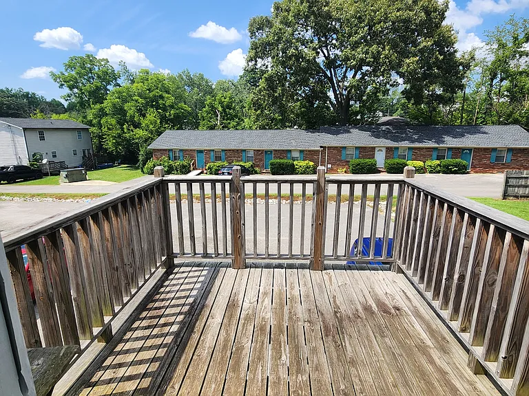 1325 Virginia Ave #B1 — Photo 12