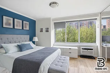 400 Central Park West, #6Y