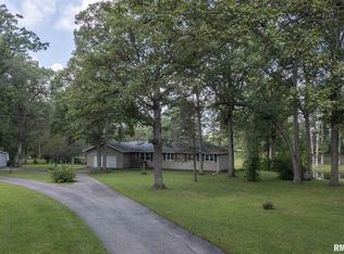 26750 Acorn Rd, Hopedale, IL 61747