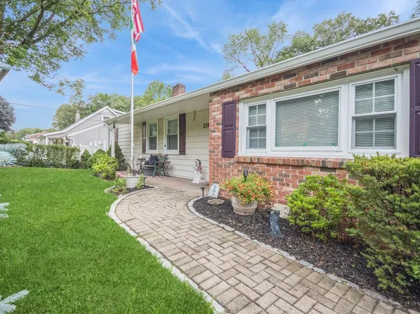 234 Millington Road, Cortlandt Manor, NY 10567