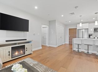 425-427 Lagrange St #207R, West Roxbury, MA 02132