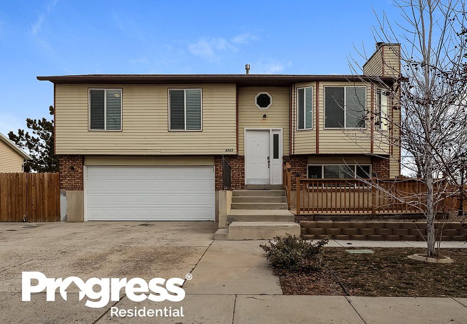 1st image of 8565 S McGinnis Ln