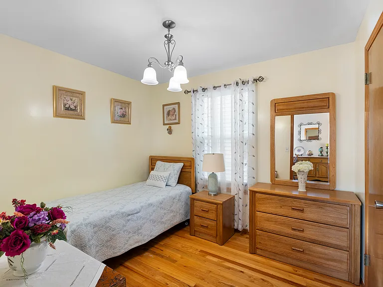 109 Cross St #1 — Photo 6