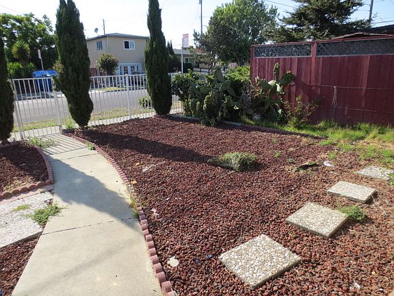 3rd image of 420 S 26th St
