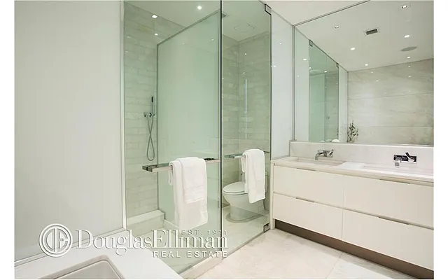 Rented by Douglas Elliman | media 22