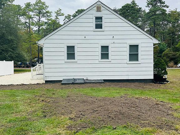 4th image of 45 Burton Dr