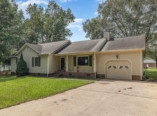 102 Amhurst Pl, Goldsboro, NC 27534