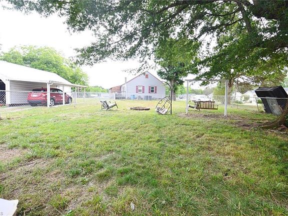 4th image of 1713 Lower Hopedale Rd