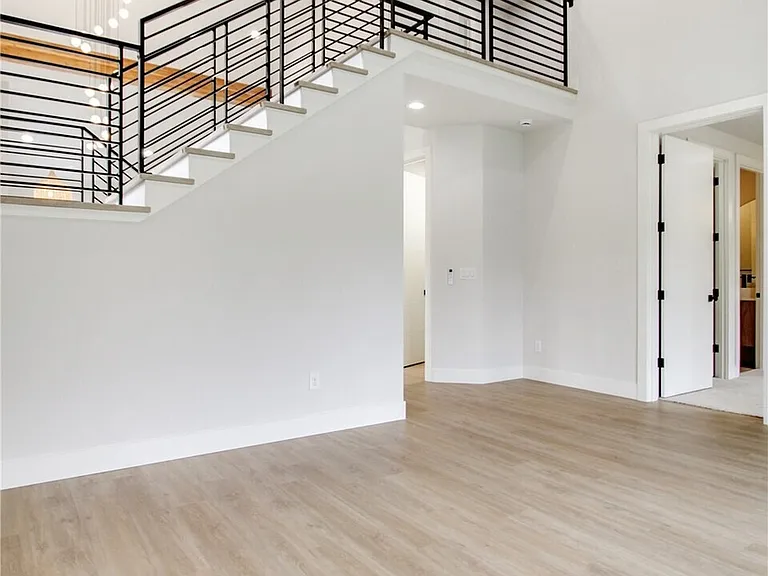 27906 U St — Photo 33