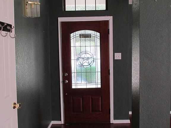 3rd image of 2114 Heights Dr