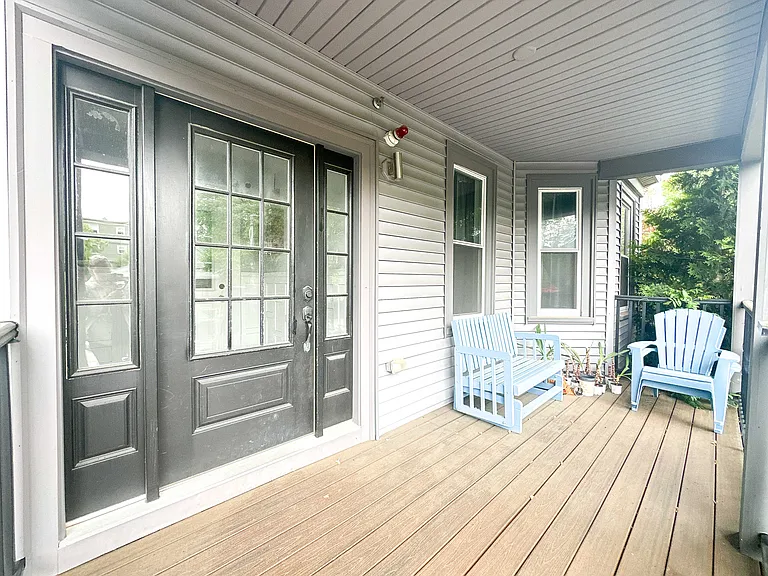 77 Torrey St #2 — Photo 1