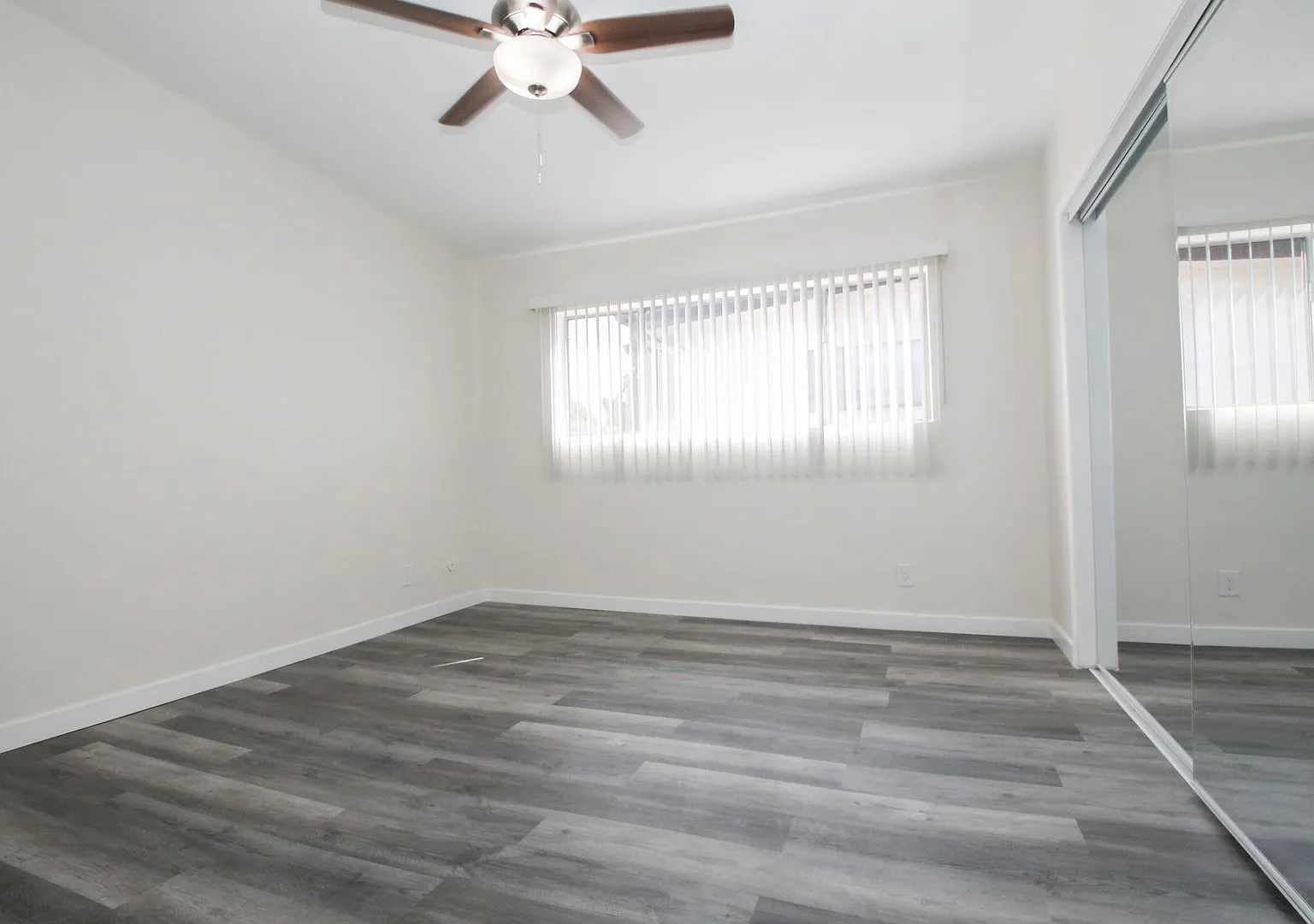 604 Evergreen St — Photo 4