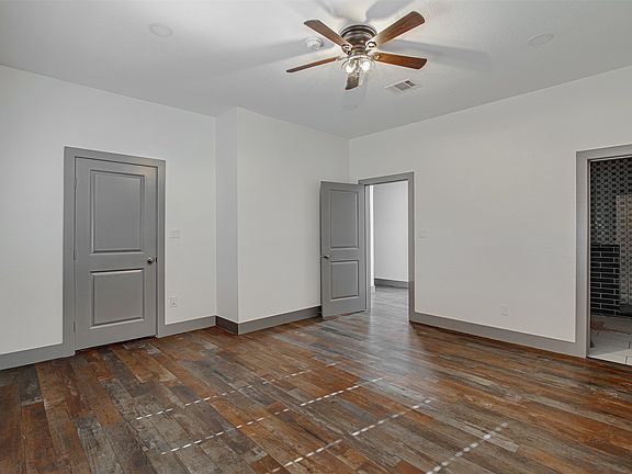 5th image of 801 S Hampton Rd