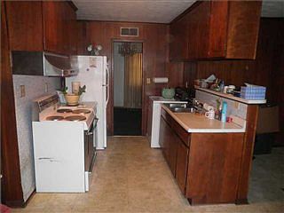 3rd image of 2325 Bridgeport Dr