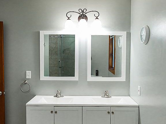 Main floor bathroom