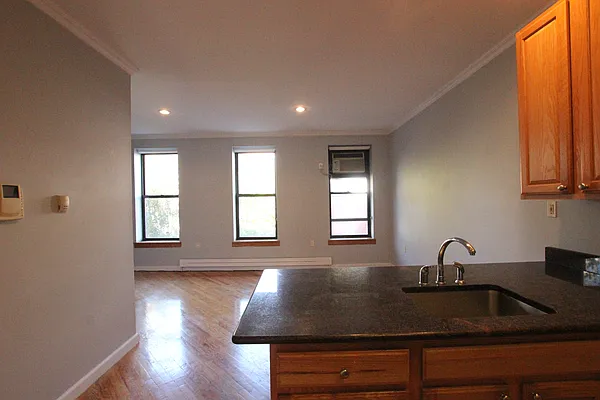 Rented by Bedford 6 Real Estate | media 13