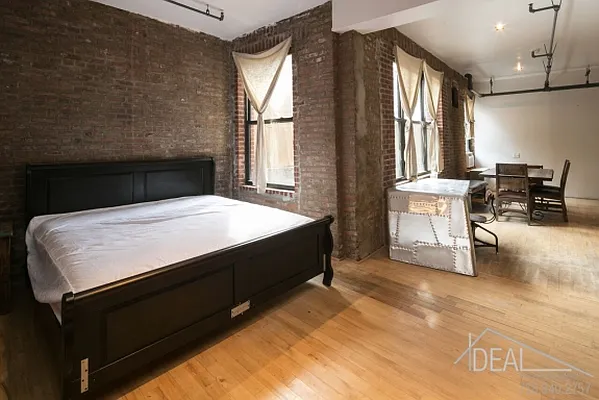 Rented by Ideal Properties Group | media 3